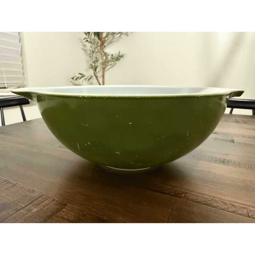 Pyrex Avocado Green Cinderella Nesting Mixing Bowl 4 Qt Made in USA GUC #444